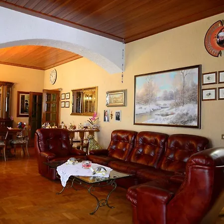 Villa Debora Gasthof *